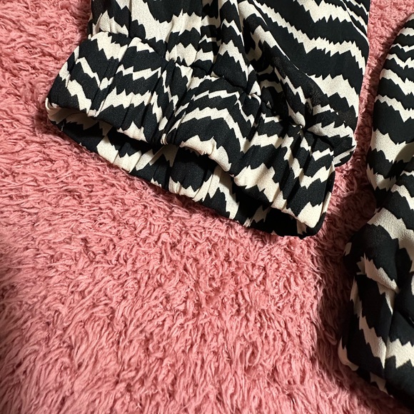 Women’s Jumpsuit - Picture 7 of 9